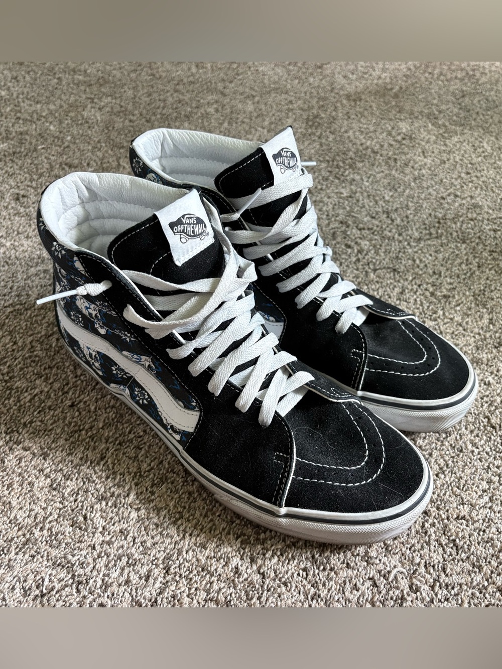 Vans High Tops in Size M 10.5 / W 12